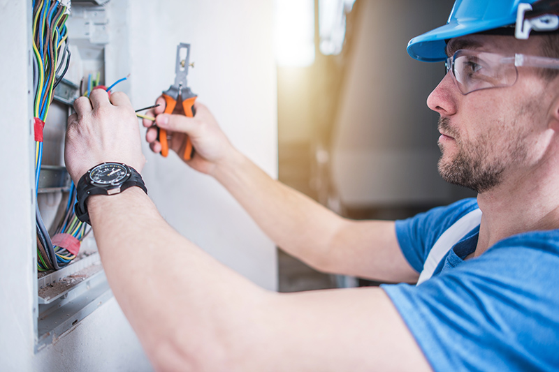 Electrician Qualifications in Telford Shropshire